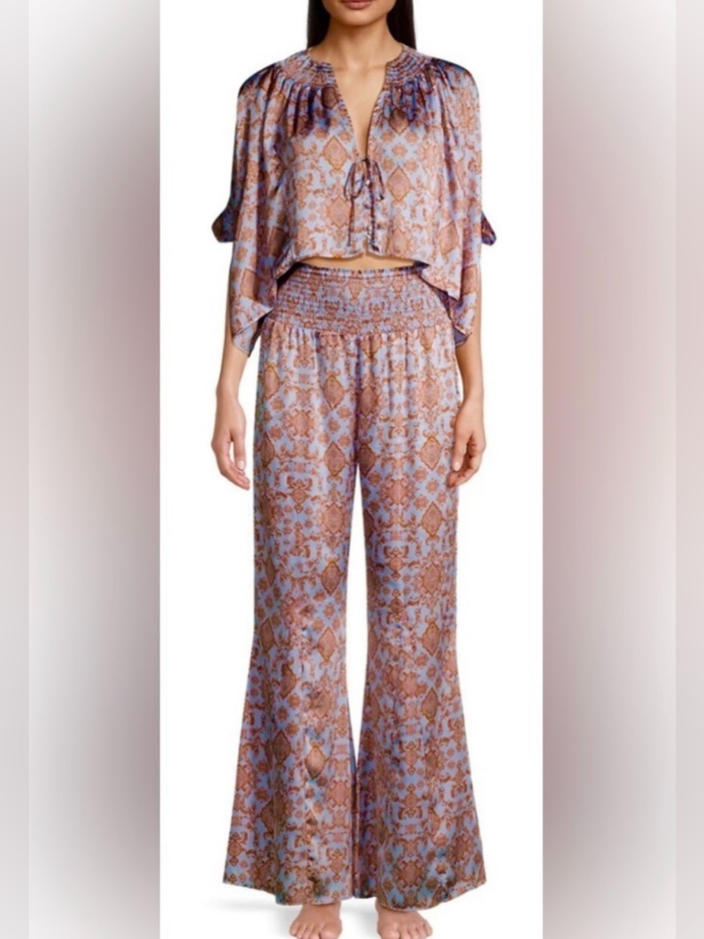 NWOT FREE PEOPLE MISTY MORNINGS SATIN  LOUNGE PJ SET SIZE SMALL!! SO PRETTY!!